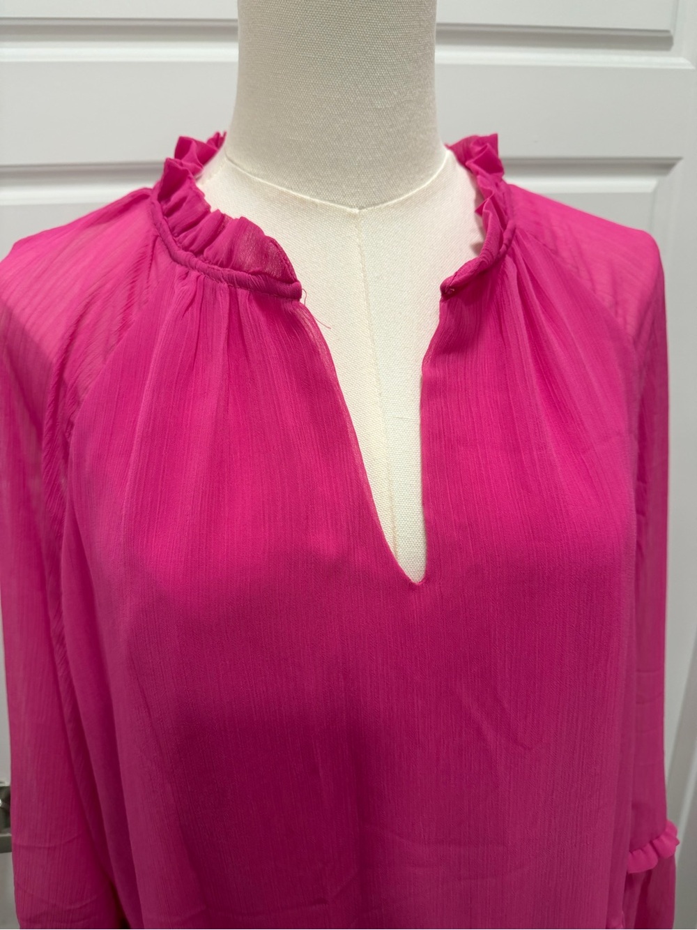 Vince Camuto Women's Hot Pink Tiered Long Sleeve Dress - Picture 4 of 6